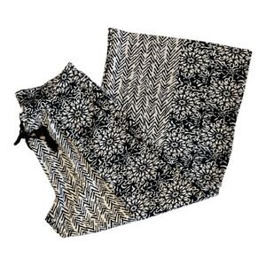 Chico’s | Gorgeous Floral Geometric Wide Leg Pants | Size XL